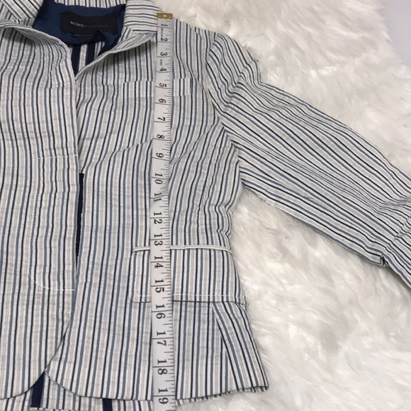 BCBG MAXAZRIA SEERSUCKER BLUE STRIPED BLAZER - Picture 6 of 12